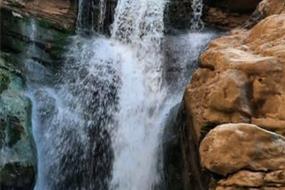 آبشار سنقز